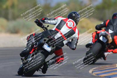 media/Sep-25-2023-Moto Forza (Mon) [[81ffa65e0a]]/B-C Group/Session 4 (Turn 2 Backside)/